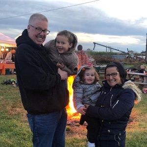 Meet your Posher, Tom